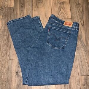 Levi's Denim Classic Straight Blue Jeans Medium Wash Zip-Fly